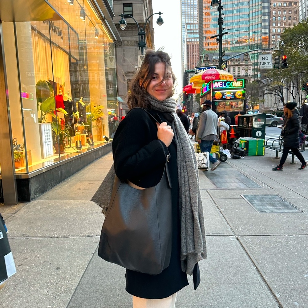 Cos leather shoulder bag • black • gold hardware • adjustable strap • hobo